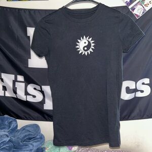 Black tight women’s xs te shirt.